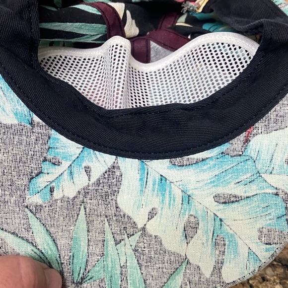 Vintage 1980s Gray Floral Strap Back Golf Running Retro Baseball Hat Cap - Picture 4 of 6